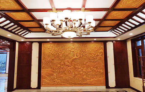 龙子湖中式别墅客厅中式木作横梁吊顶装饰展示